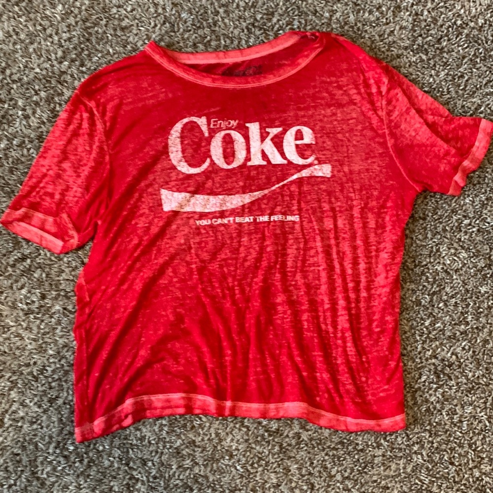 Women’s XL cropped distressed top